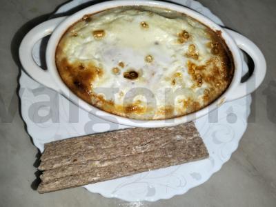 Žuvies ir bulvių apkepas pagrindine nuotrauka