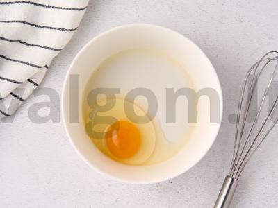 Biskvitinis samanė Žingsnis 1