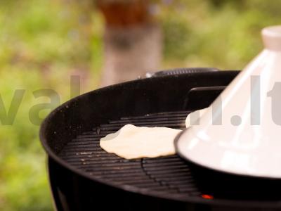 Troškinti jautienos uodegos ant grotelių su tortilija Žingsnis 8