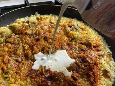 Orzo makaronai su midijomis grietinėlės padaže Žingsnis 7