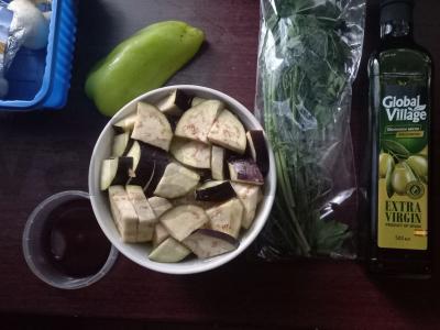 Šiltas baklažanų salotas su pievagrybiais Žingsnis 1