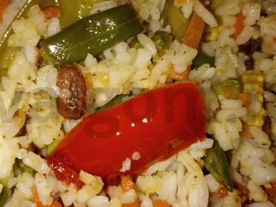 Ryžiai su daržovėmis pagrindine nuotrauka