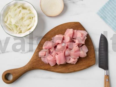 Kvinoja su vištiena ir morkomis Žingsnis 1