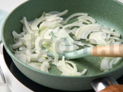 Kvinoja su vištiena ir morkomis Žingsnis 2