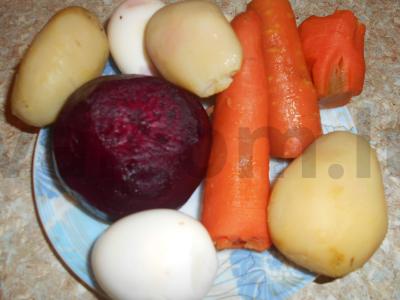 Salotas su rūkytomis vištienos krūtinėlėmis Žingsnis 1