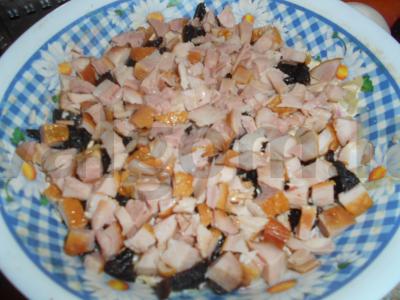 Salotas su rūkytomis vištienos krūtinėlėmis Žingsnis 5