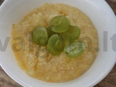 Kukurūzų košė su avižų pienu pagrindine nuotrauka