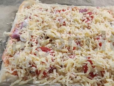 Grybų pica su pomidorais po sūriu Žingsnis 5