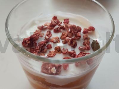 Minkšto varškės desertas pagrindine nuotrauka