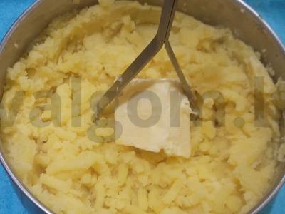 Kepti pyragėliai su bulvėmis Žingsnis 7