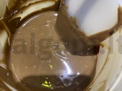 Šokoladiniai kakavos bombelės gėrimui Žingsnis 3