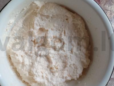 Smėlinis pyragas su vaisiais ir varške Žingsnis 7