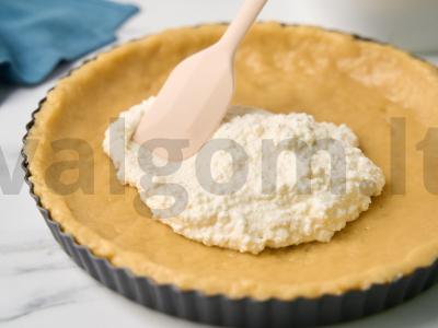 Smėlinis pyragas su varškės įdaru Žingsnis 6