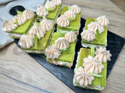 Žalios pyragaitės su lašiša pagrindine nuotrauka