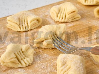 Sviestinis sausainis „Gandrių pėdos“ Žingsnis 6