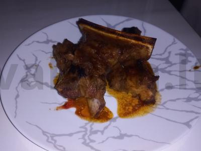 Jautienos šonkauliai ant grotelių pagrindine nuotrauka