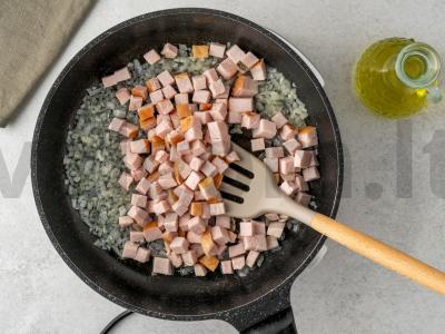 Makaronai su karbonaidu ir gorgonzola Žingsnis 3