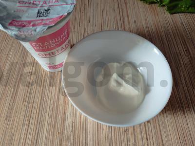 Salotos iš burokėlių lapų su grietinės padažu Žingsnis 5