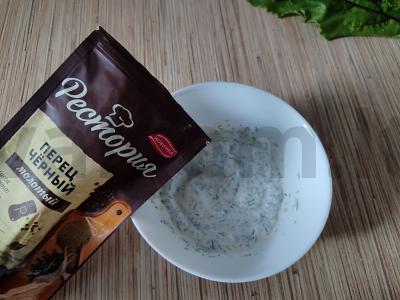 Salotos iš burokėlių lapų su grietinės padažu Žingsnis 9