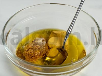 Kob salotas su vištiena Žingsnis 1