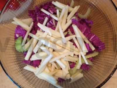 Salotas su vištienos kepenėlėmis, obuoliais ir vynuogėmis Žingsnis 7