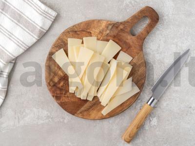 Duonos užkandis su sūriu ir česnaku Žingsnis 2