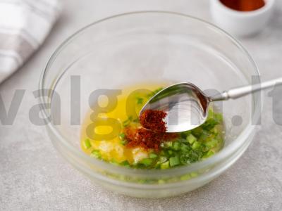 Duonos užkandis su sūriu ir česnaku Žingsnis 5