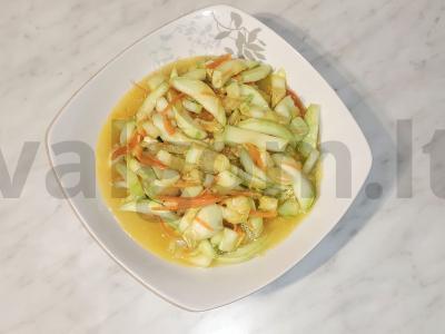 Užkandis „Kabakų salotos pagal korėjietiškai“ pagrindine nuotrauka