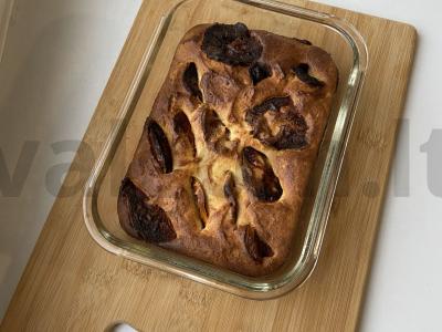 Ricottos pyragas su džiovinta persimonu pagrindine nuotrauka