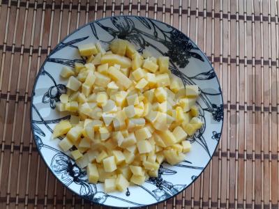 Salotas „Sodų motyvas“ su skumbre Žingsnis 1