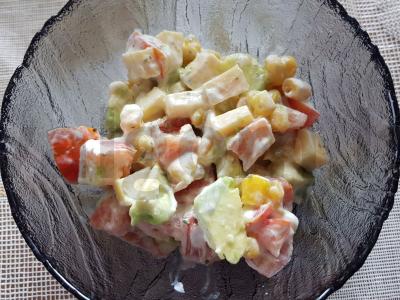 Salotas „Sveikas mišinys“ pagrindine nuotrauka