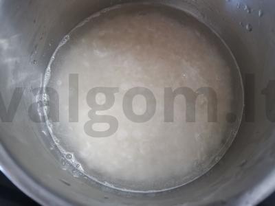 Rulonai su midijomis, agurku ir lydytu sūriu Žingsnis 2