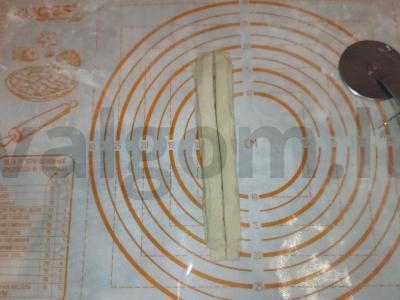 Varškės pynutės prie arbatos Žingsnis 6