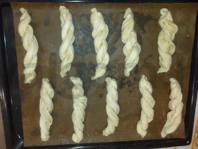 Varškės pynutės prie arbatos Žingsnis 8