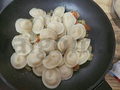 Koldūnai su raudonąja žuvimi ir sūriu Žingsnis 4