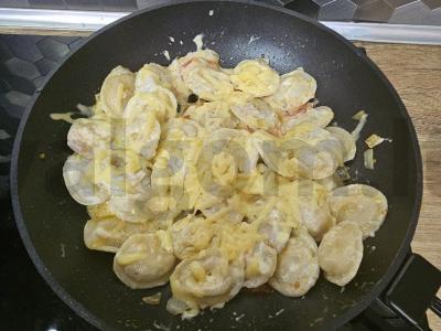 Koldūnai su raudonąja žuvimi ir sūriu Žingsnis 7