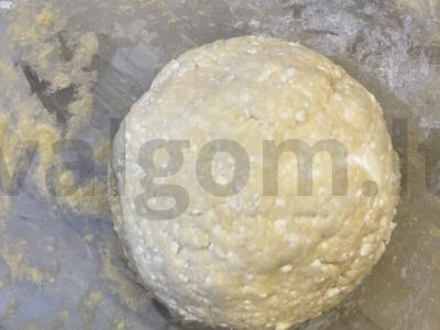 Varškės bandelės su moliūgo sėklomis ir sezamu Žingsnis 3