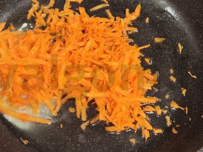 Grybų sriuba „Gribautojo žodis“ Žingsnis 4