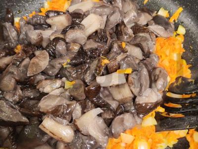 Grybų sriuba „Gribautojo žodis“ Žingsnis 9