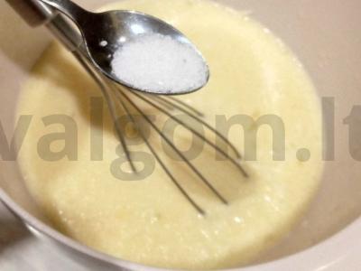 Sūrio keksiukai su pienu Žingsnis 5