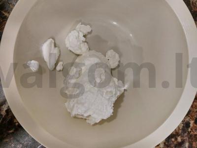 Sūrio baltyminių vaflių be miltų Žingsnis 1