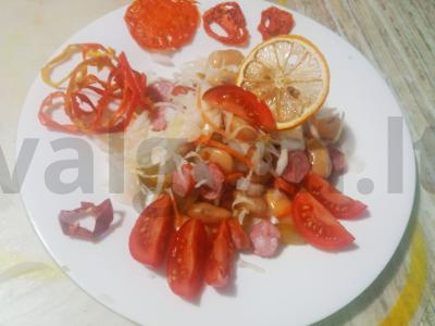 Paprastas pupelių salotas pagrindine nuotrauka