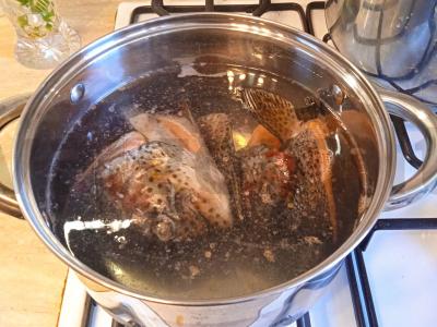 Upėtakio žuvienė pietums Žingsnis 1