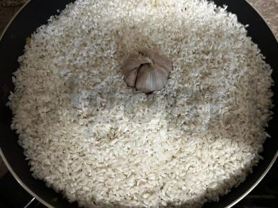 Plovas su kiauliena ir česnaku Žingsnis 6