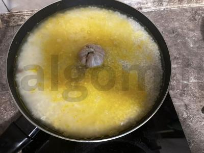 Plovas su kiauliena ir česnaku Žingsnis 7