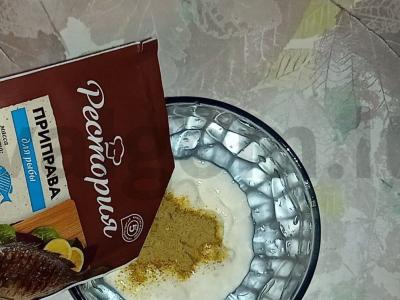 Skumbrė grietinės padaže Žingsnis 3