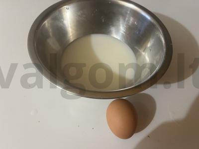 Ažūriniai blynai su saldžiuoju pienu Žingsnis 2