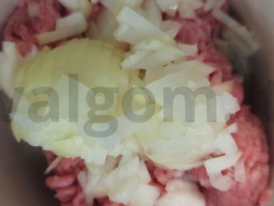 Vištienos kotletai su žolelėmis Žingsnis 1