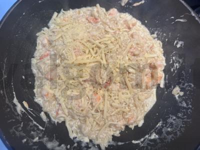 Orzo su krevetėmis grietinėlės-sūrio padaže Žingsnis 6