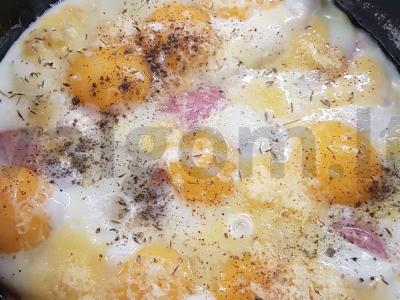 Kiaušinienė su dešrele pusryčiams Žingsnis 5